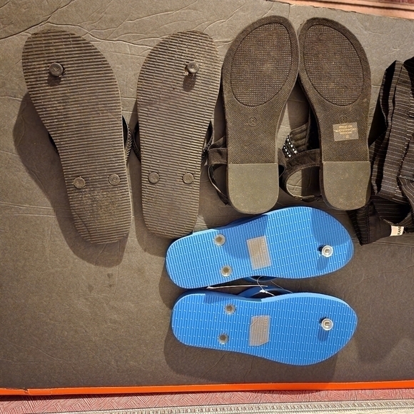 DKNY Striped Blazer Jacket Size S and 3 Pairs Sandals Sizes 6 - Picture 7 of 14